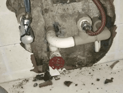 秦都卫生间漏水维修公司专业为您介绍下秦都查漏水的服务流程是怎么样的。首先需求找专业的师傅走效